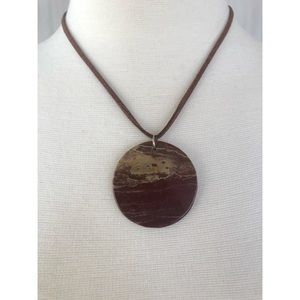 Agate Circle Pendant